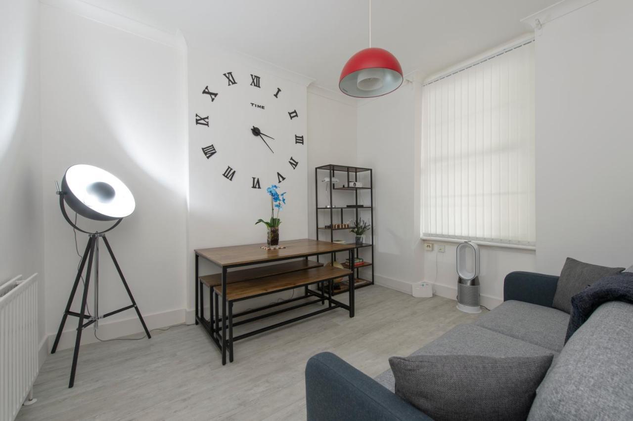 Tower Bridge Exclusive Two Bedroom Apartment London Exterior photo