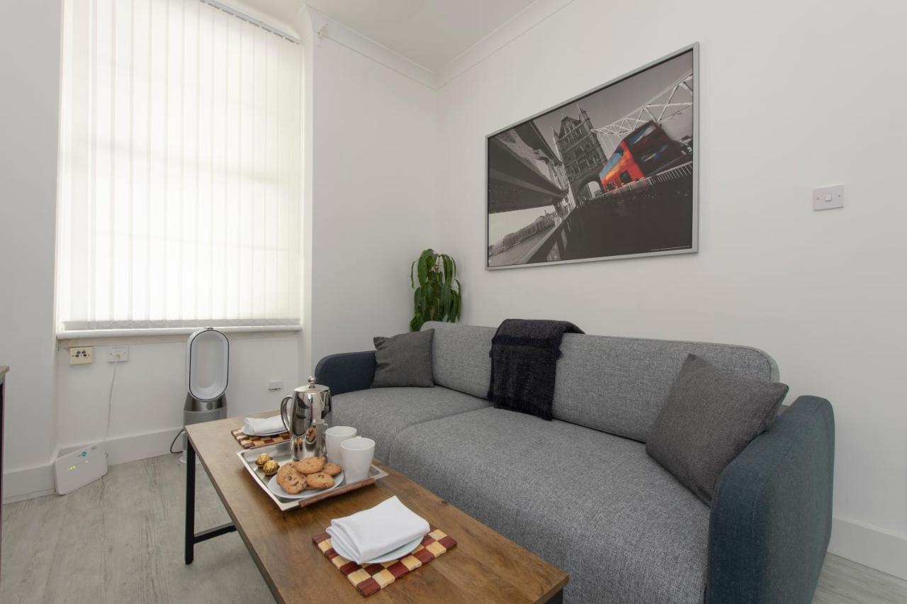 Tower Bridge Exclusive Two Bedroom Apartment London Exterior photo